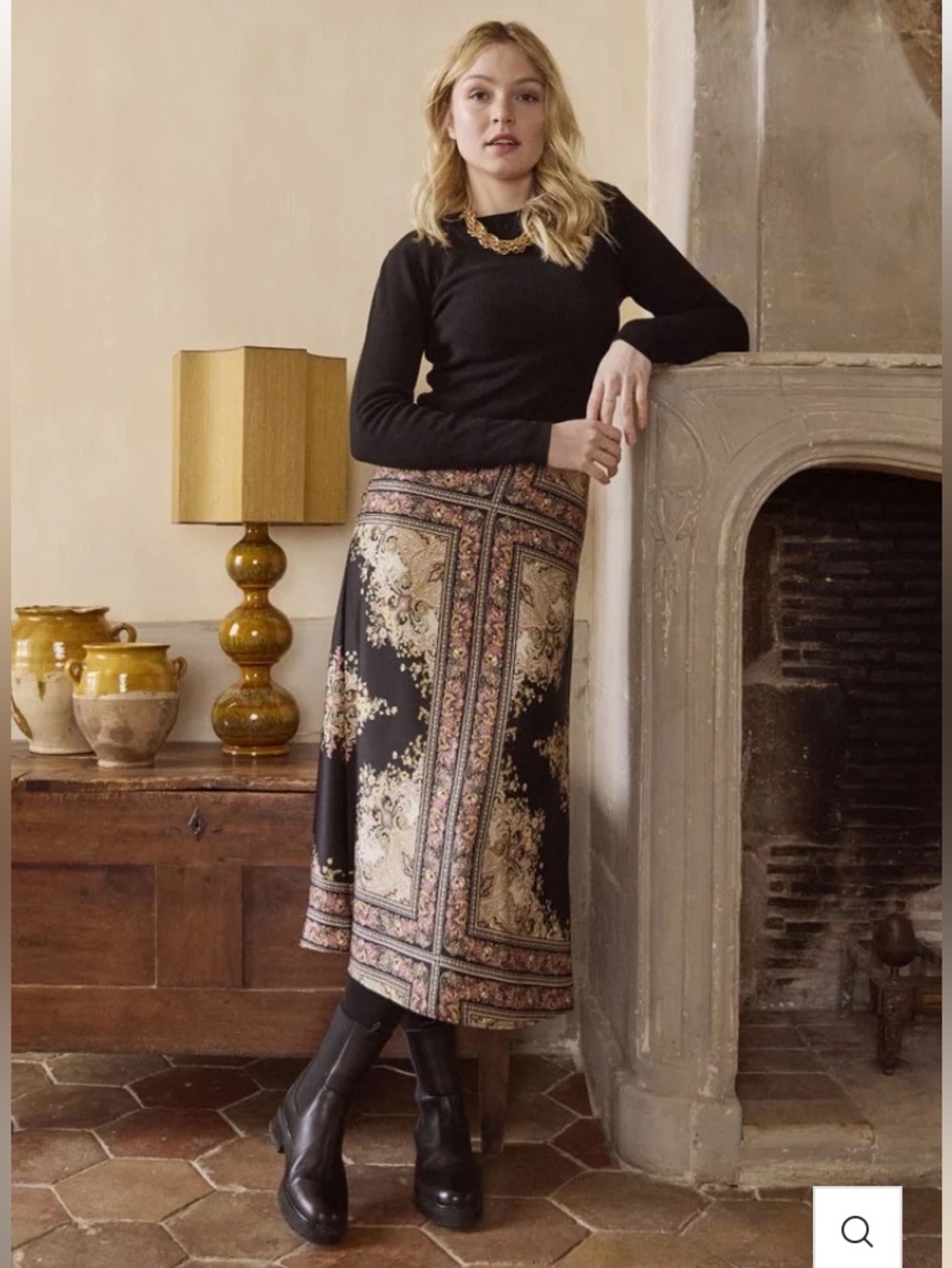 Molly Bracken High-waisted midi skirt Arabesque paisley print Satin M black pink